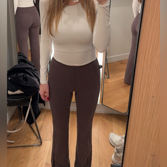 NEW Lululemon Softstream Ribbed Flated Pant - Picture 4 of 4